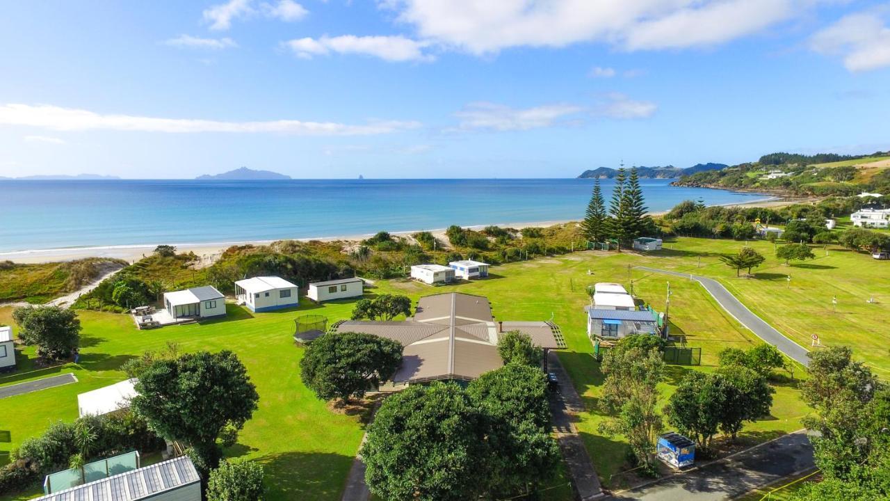 Готель Camp Waipu Cove Екстер'єр фото