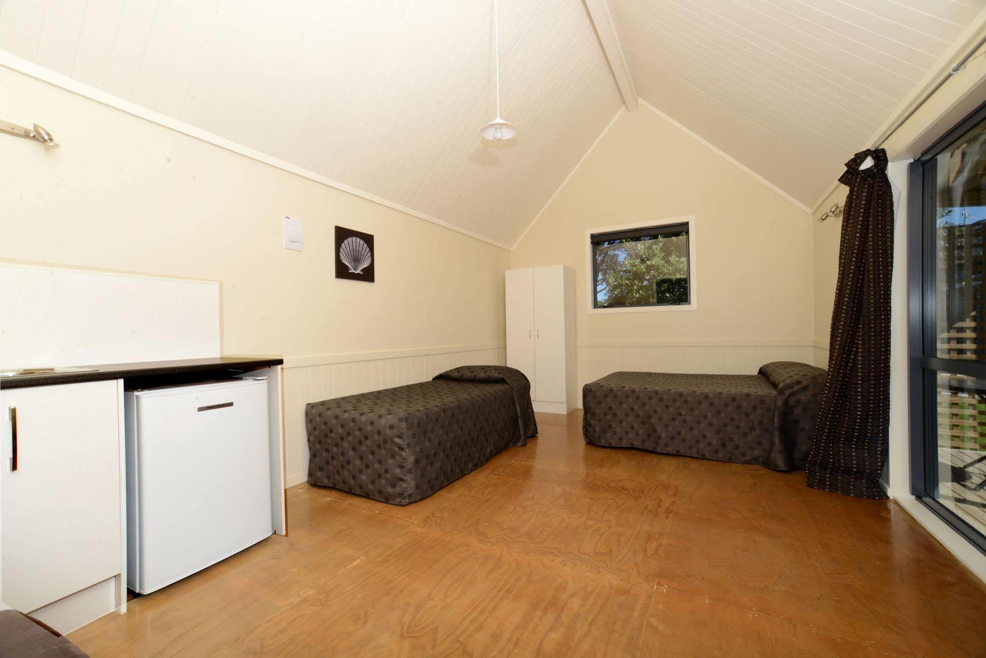 Готель Camp Waipu Cove Екстер'єр фото