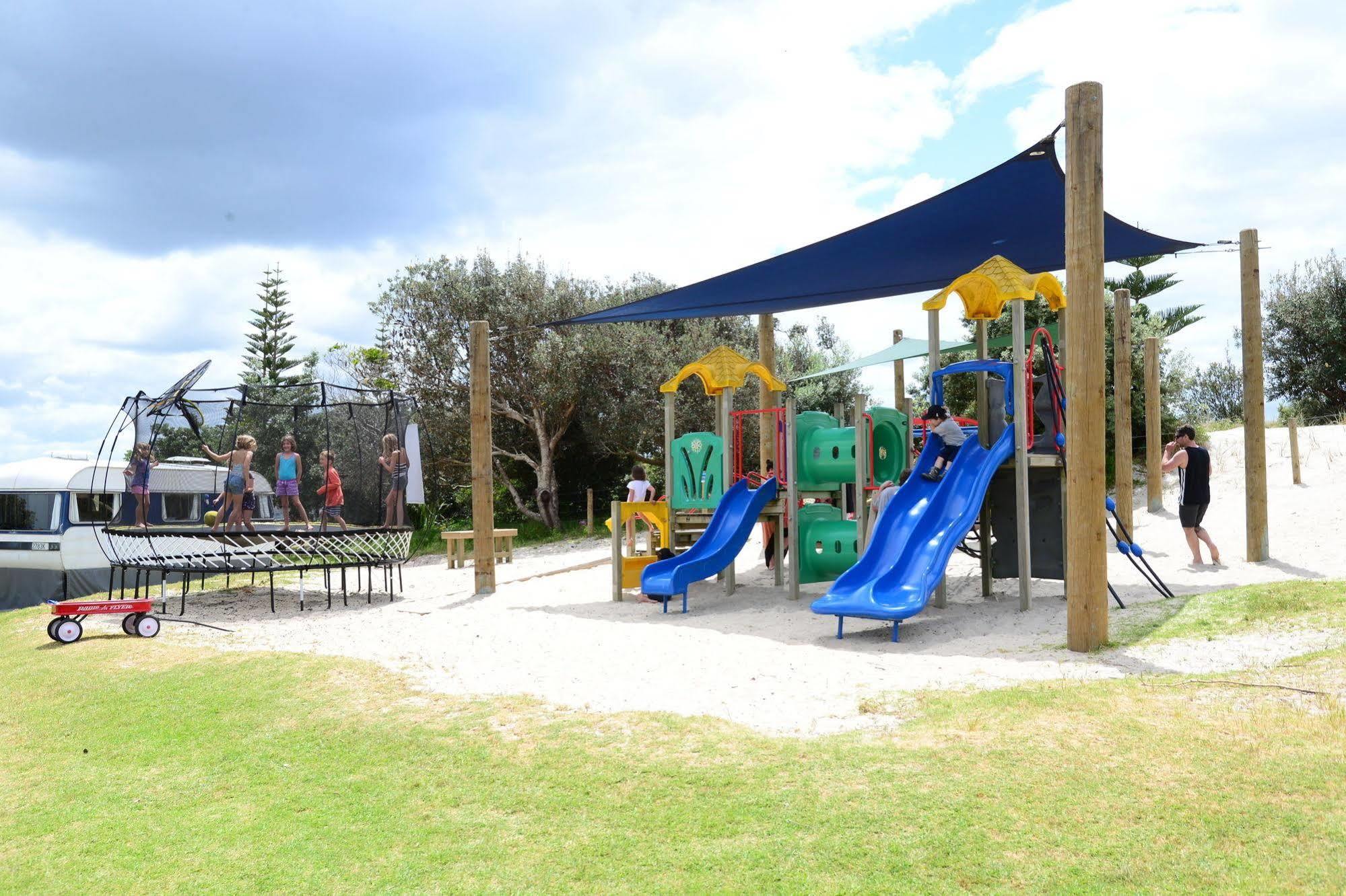Готель Camp Waipu Cove Екстер'єр фото