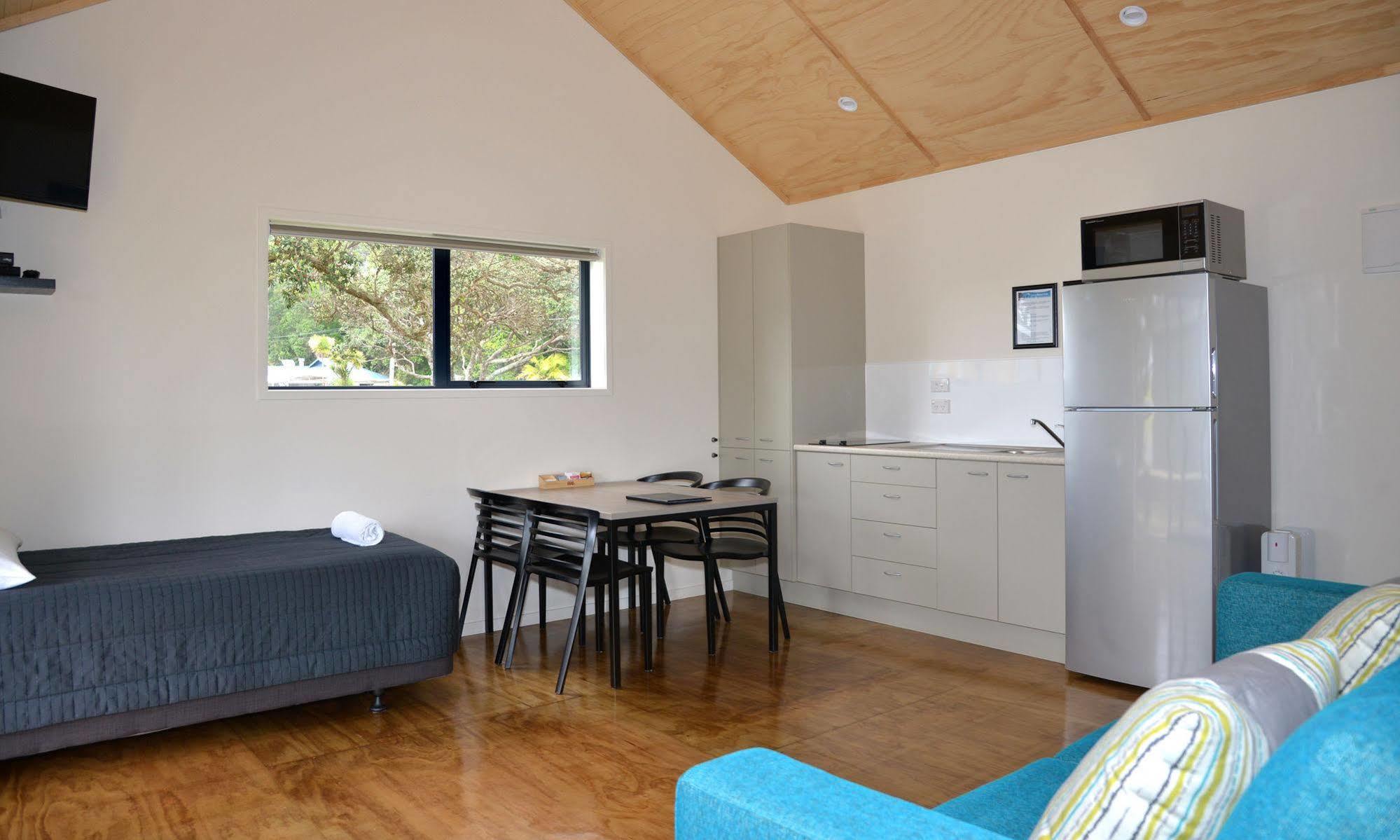 Готель Camp Waipu Cove Екстер'єр фото